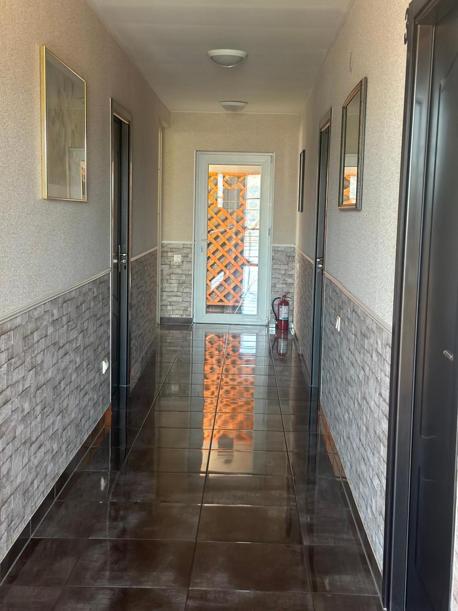 Casa Clau Hotel Orsova Kültér fotó